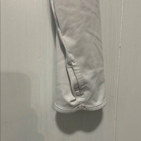 Gymshark Crop Fitted Long Sleeve Tee w Thumbholes - Picture 3 of 4